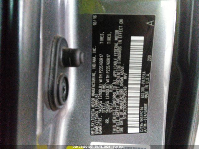 Photo 8 VIN: 5TDKZ3DC3HS795249 - TOYOTA SIENNA 