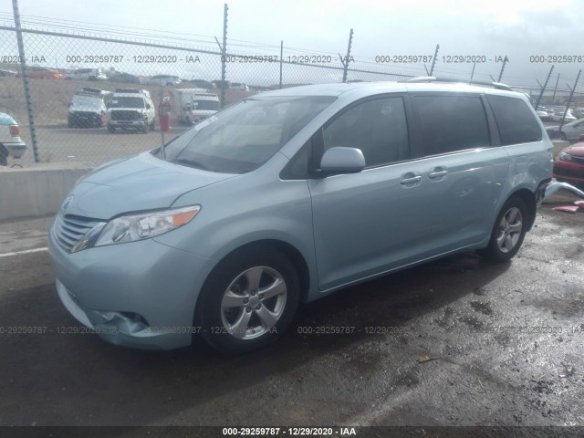 Photo 1 VIN: 5TDKZ3DC3HS820862 - TOYOTA SIENNA 