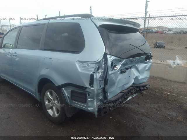 Photo 5 VIN: 5TDKZ3DC3HS820862 - TOYOTA SIENNA 