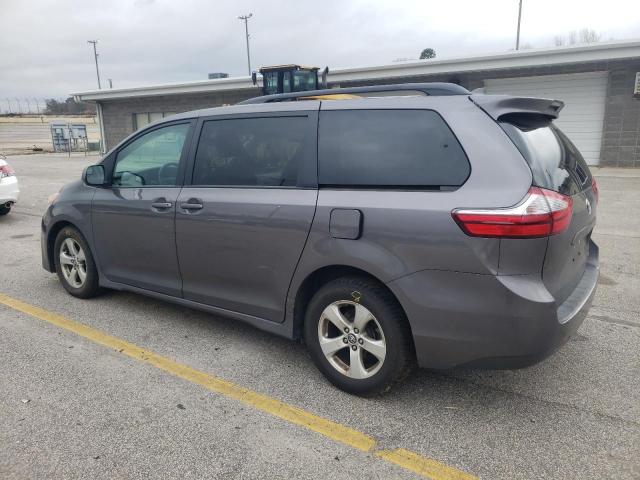 Photo 1 VIN: 5TDKZ3DC3JS931661 - TOYOTA SIENNA LE 