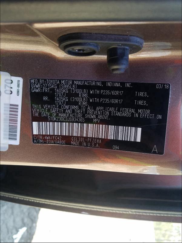 Photo 9 VIN: 5TDKZ3DC3JS934365 - TOYOTA SIENNA LE 