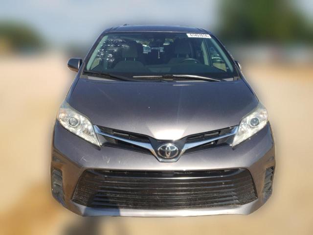 Photo 4 VIN: 5TDKZ3DC3KS006816 - TOYOTA SIENNA LE 