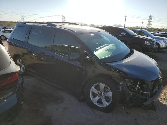 Photo 3 VIN: 5TDKZ3DC3KS983311 - TOYOTA SIENNA LE 