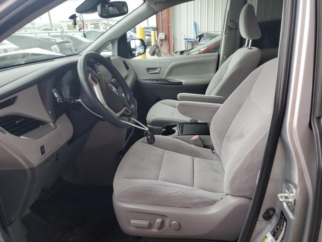 Photo 6 VIN: 5TDKZ3DC3LS021950 - TOYOTA SIENNA LE 