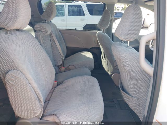 Photo 7 VIN: 5TDKZ3DC3LS084496 - TOYOTA SIENNA 