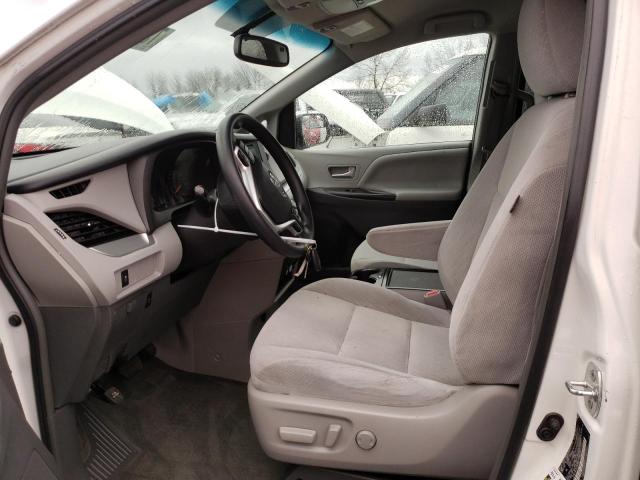 Photo 6 VIN: 5TDKZ3DC4HS769565 - TOYOTA SIENNA LE 