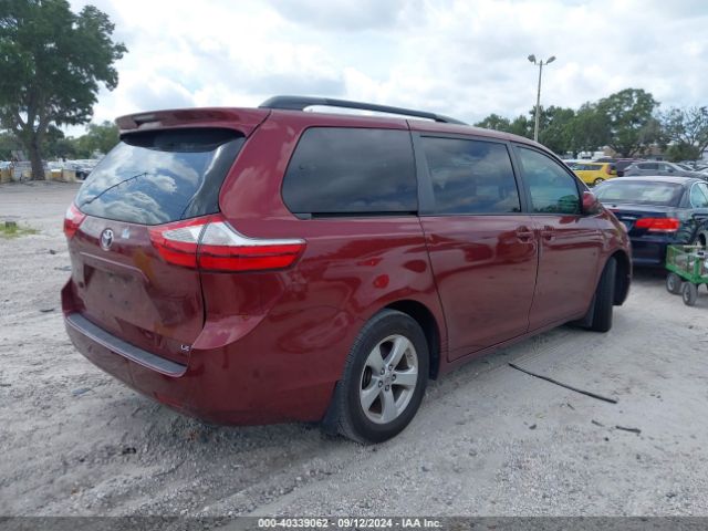 Photo 3 VIN: 5TDKZ3DC4HS779349 - TOYOTA SIENNA 