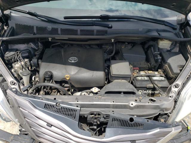 Photo 11 VIN: 5TDKZ3DC4HS812852 - TOYOTA SIENNA LE 