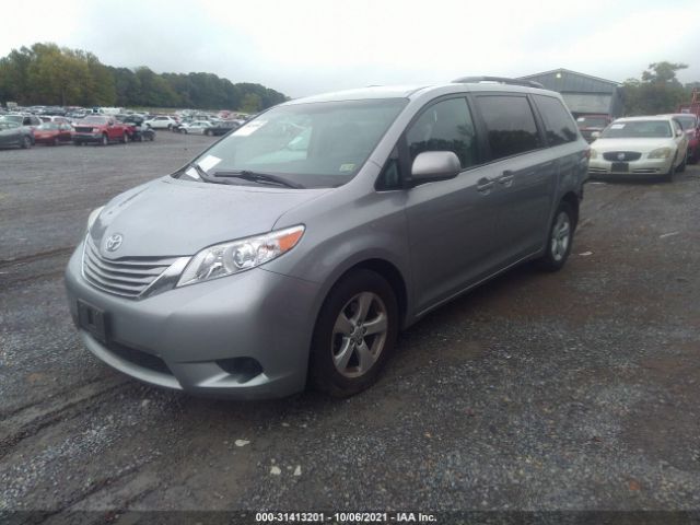 Photo 1 VIN: 5TDKZ3DC4HS827707 - TOYOTA SIENNA 