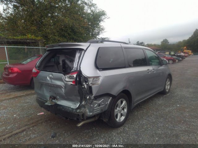 Photo 3 VIN: 5TDKZ3DC4HS827707 - TOYOTA SIENNA 