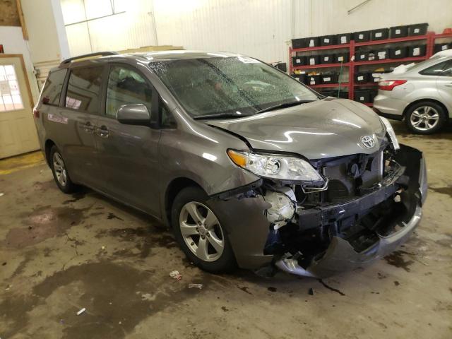 Photo 3 VIN: 5TDKZ3DC4HS844314 - TOYOTA SIENNA LE 