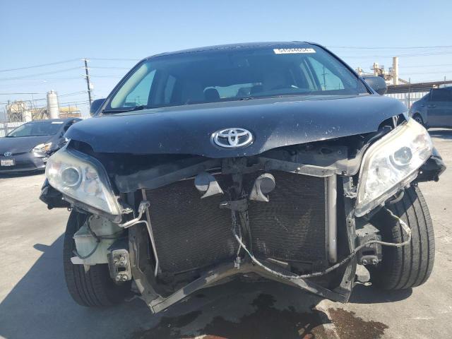 Photo 4 VIN: 5TDKZ3DC4HS855510 - TOYOTA SIENNA LE 