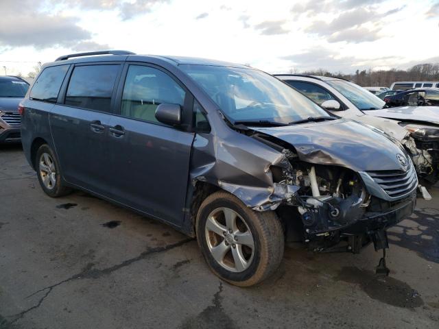 Photo 3 VIN: 5TDKZ3DC4HS872565 - TOYOTA SIENNA LE 