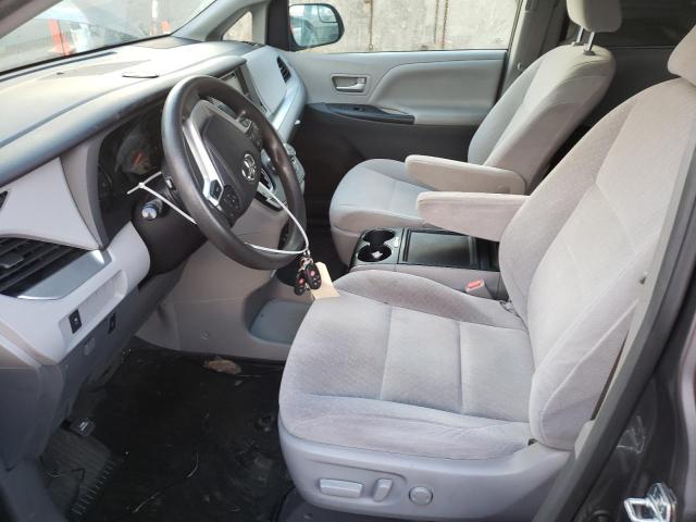 Photo 6 VIN: 5TDKZ3DC4HS872565 - TOYOTA SIENNA LE 