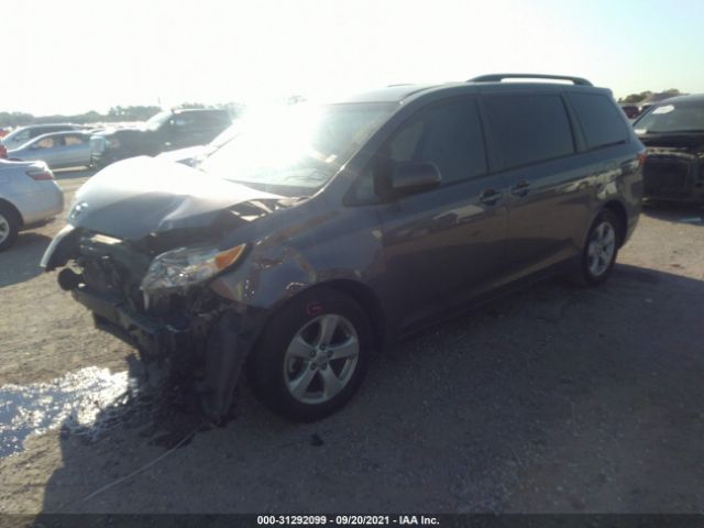 Photo 1 VIN: 5TDKZ3DC4HS887356 - TOYOTA SIENNA 