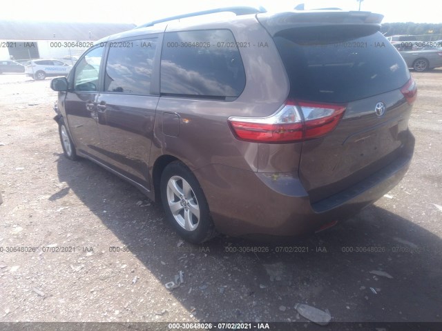 Photo 2 VIN: 5TDKZ3DC4JS912987 - TOYOTA SIENNA 