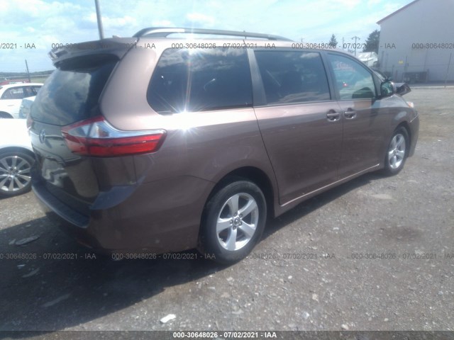 Photo 3 VIN: 5TDKZ3DC4JS912987 - TOYOTA SIENNA 