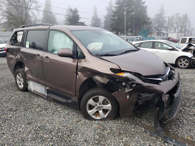 Photo 3 VIN: 5TDKZ3DC4JS927408 - TOYOTA SIENNA LE 