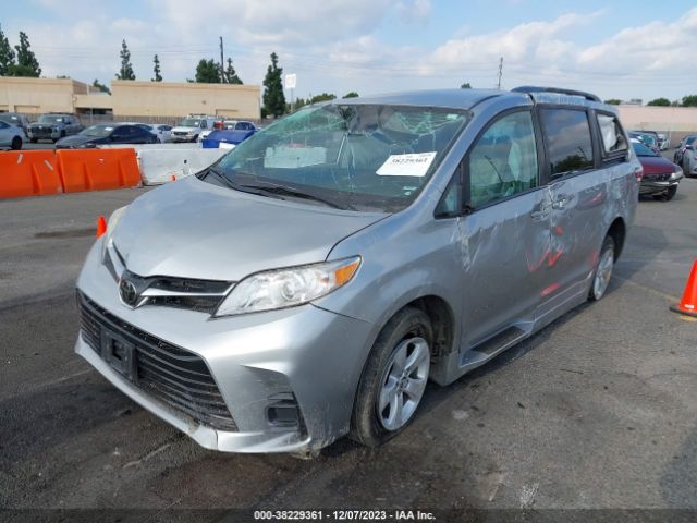 Photo 1 VIN: 5TDKZ3DC4KS004623 - TOYOTA SIENNA 