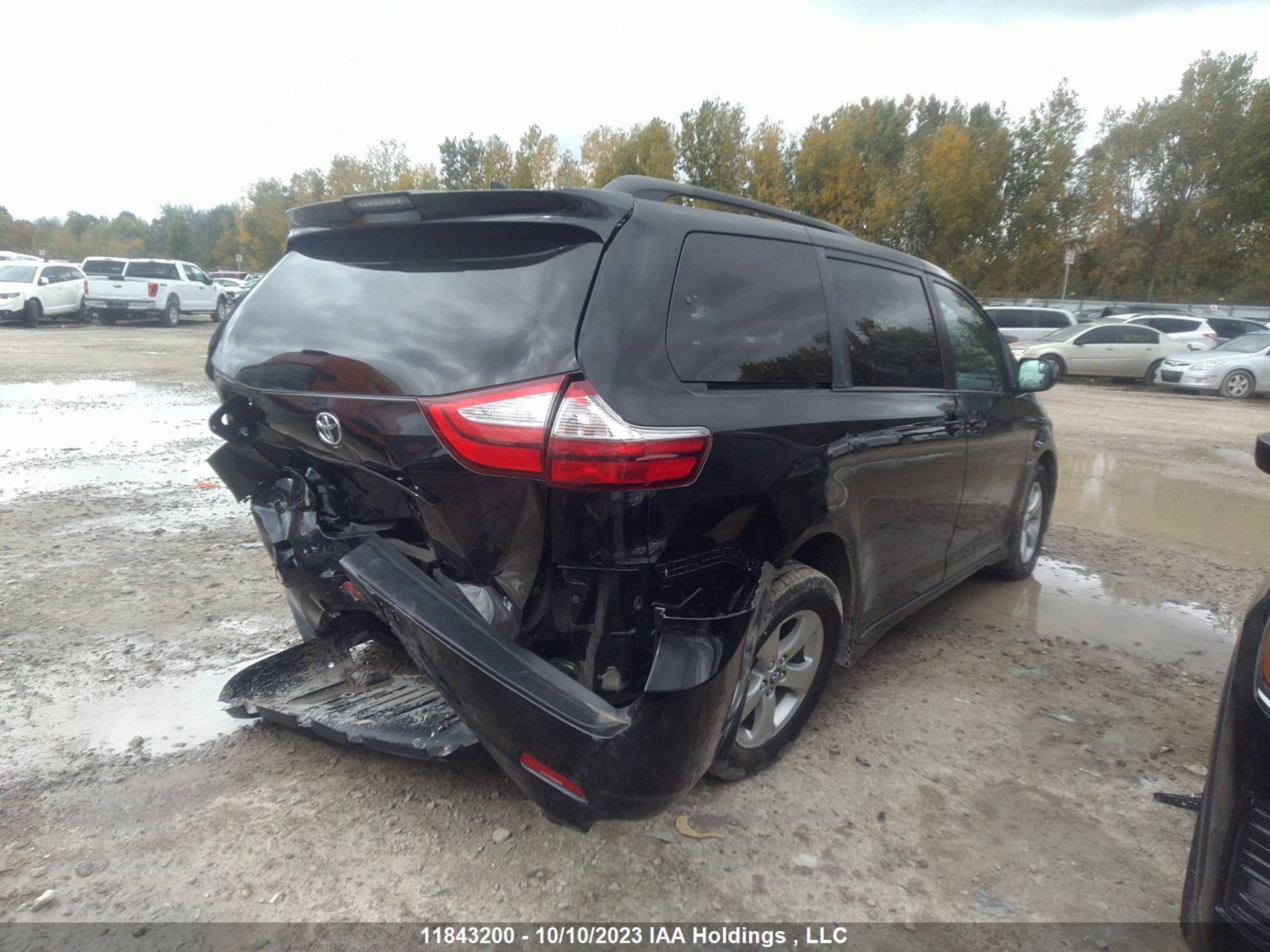 Photo 3 VIN: 5TDKZ3DC4KS006954 - TOYOTA SIENNA 