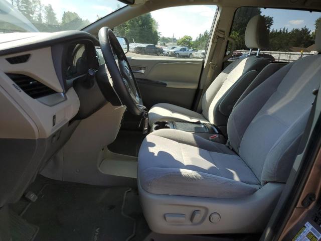 Photo 6 VIN: 5TDKZ3DC4LS041754 - TOYOTA SIENNA LE 