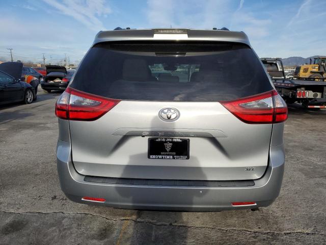 Photo 5 VIN: 5TDKZ3DC4LS065469 - TOYOTA SIENNA LE 