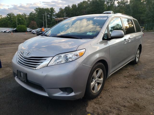 Photo 1 VIN: 5TDKZ3DC5HS825559 - TOYOTA SIENNA LE 