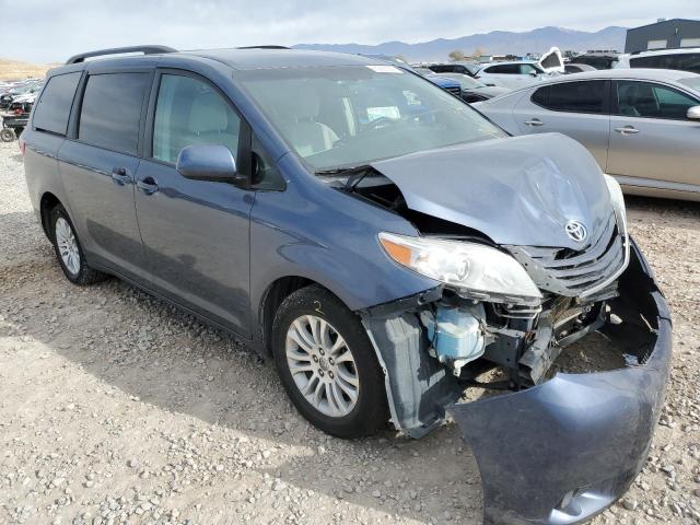 Photo 0 VIN: 5TDKZ3DC5HS830499 - TOYOTA SIENNA LE 