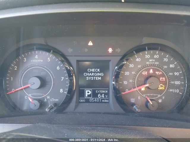 Photo 6 VIN: 5TDKZ3DC5HS832219 - TOYOTA SIENNA 