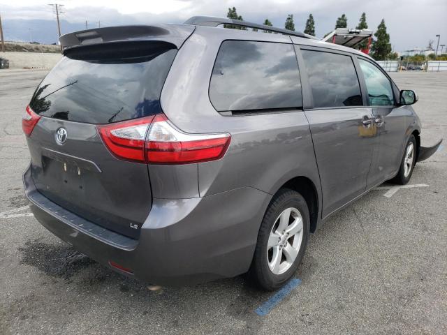 Photo 3 VIN: 5TDKZ3DC5HS840465 - TOYOTA SIENNA LE 