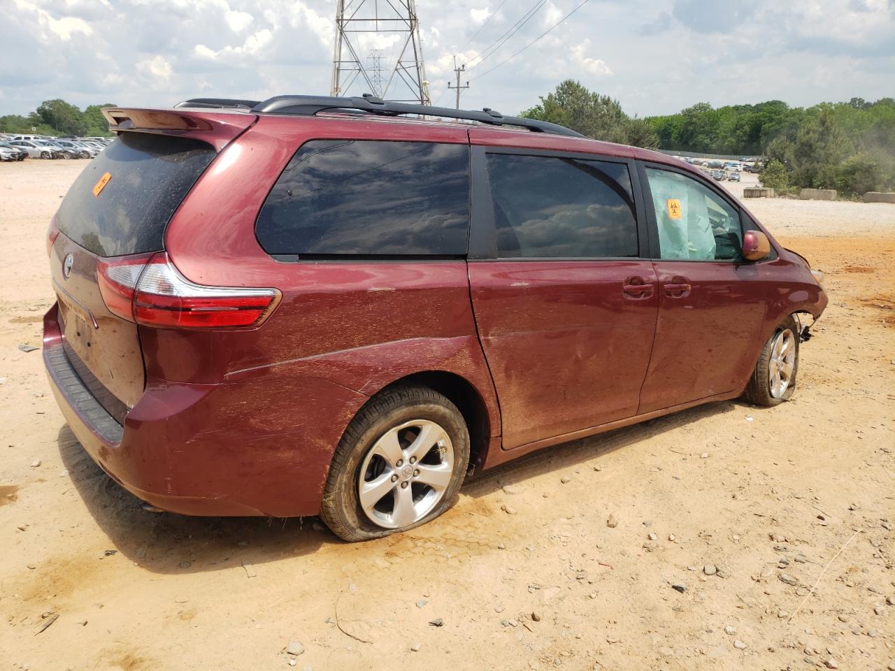 Photo 2 VIN: 5TDKZ3DC5HS859579 - TOYOTA SIENNA 