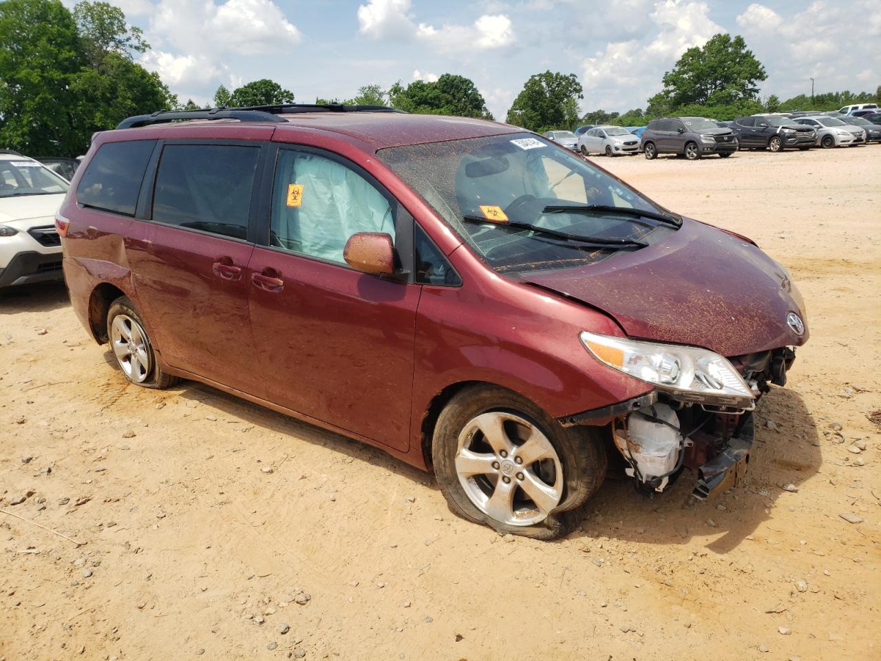 Photo 3 VIN: 5TDKZ3DC5HS859579 - TOYOTA SIENNA 