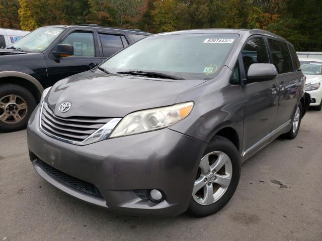 Photo 1 VIN: 5TDKZ3DC5HS875281 - TOYOTA SEINNA 