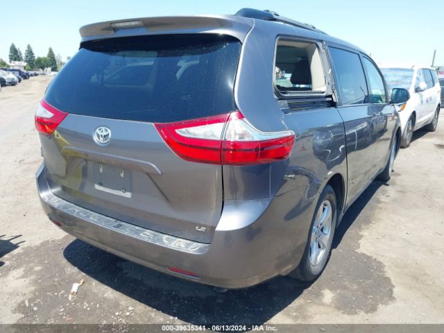 Photo 3 VIN: 5TDKZ3DC5HS876463 - TOYOTA SIENNA 