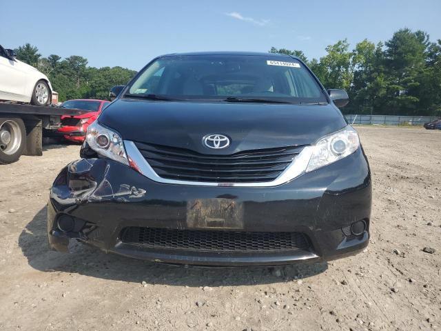 Photo 4 VIN: 5TDKZ3DC5HS880626 - TOYOTA SIENNA LE 