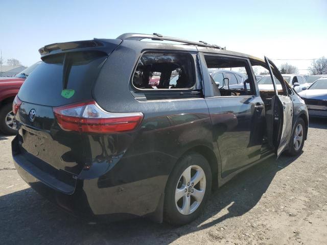 Photo 2 VIN: 5TDKZ3DC5JS955816 - TOYOTA SIENNA LE 