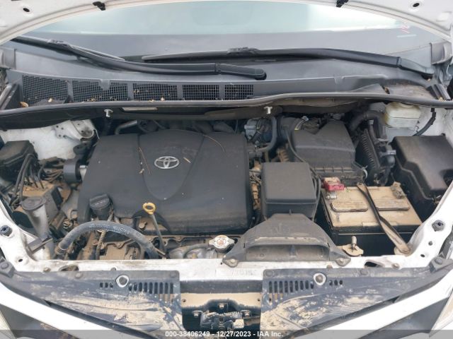 Photo 9 VIN: 5TDKZ3DC5KS020524 - TOYOTA SIENNA 