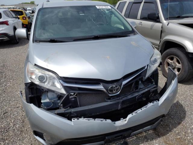 Photo 4 VIN: 5TDKZ3DC5KS992321 - TOYOTA SIENNA LE 