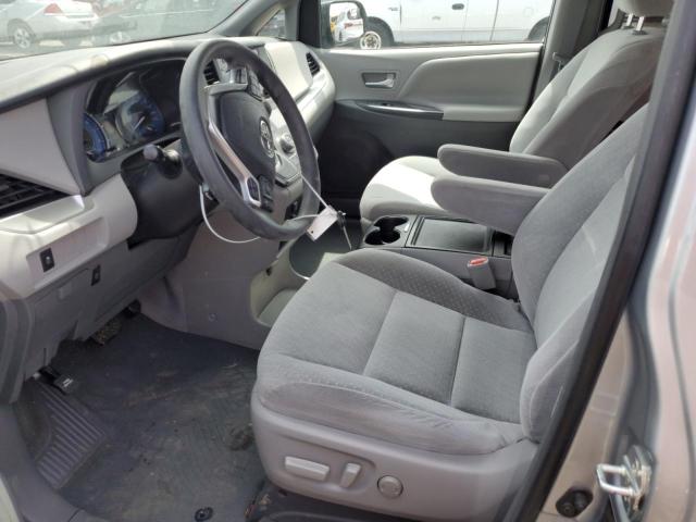 Photo 6 VIN: 5TDKZ3DC5KS992321 - TOYOTA SIENNA LE 