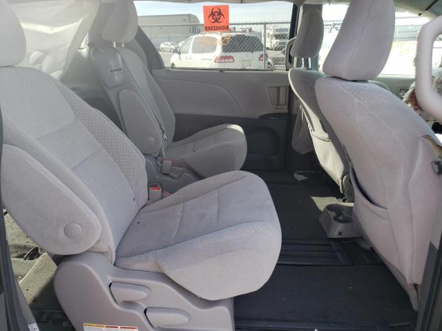 Photo 5 VIN: 5TDKZ3DC5LS046414 - TOYOTA SIENNA LE 