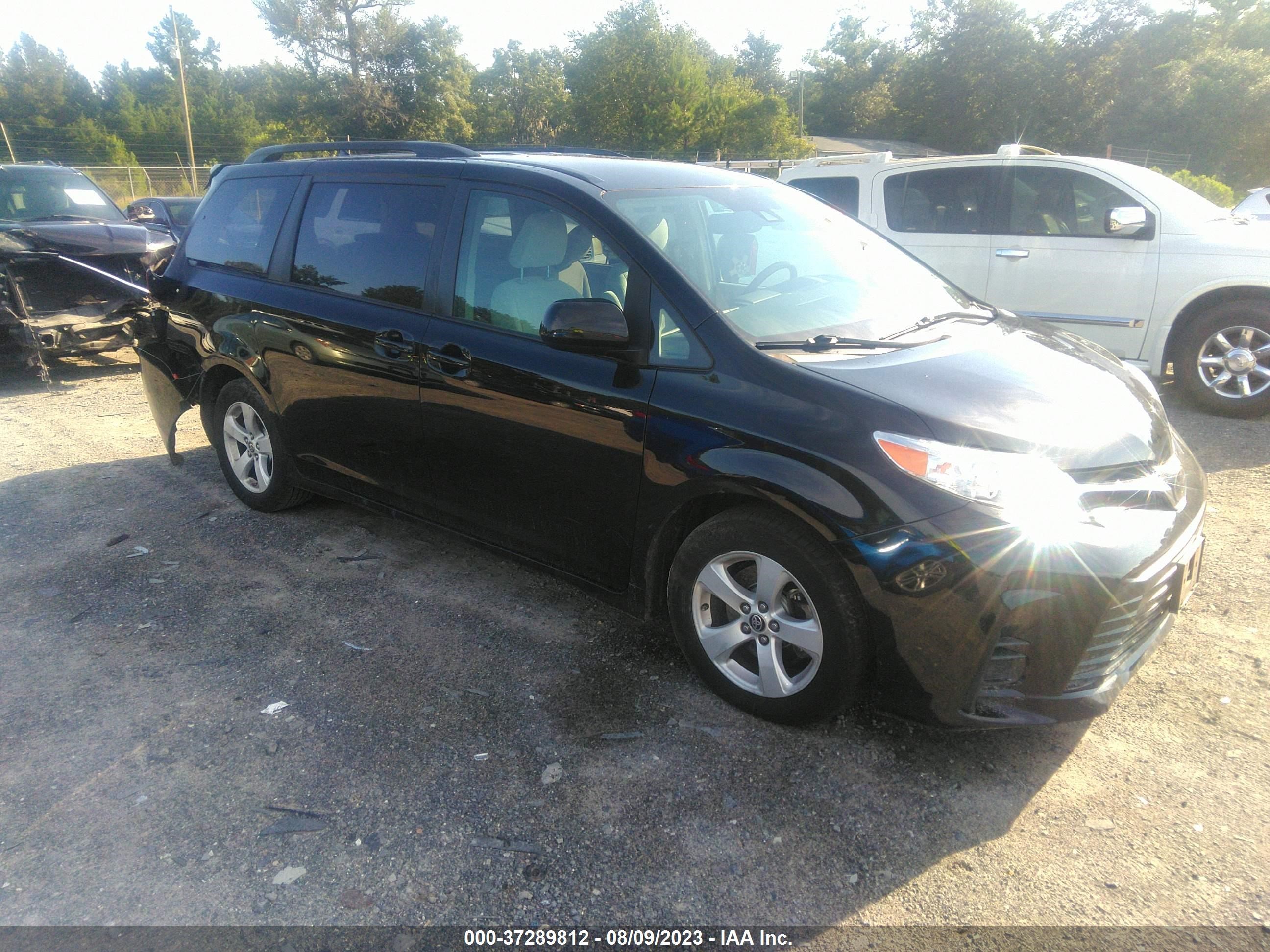 Photo 0 VIN: 5TDKZ3DC5LS064718 - TOYOTA SIENNA 