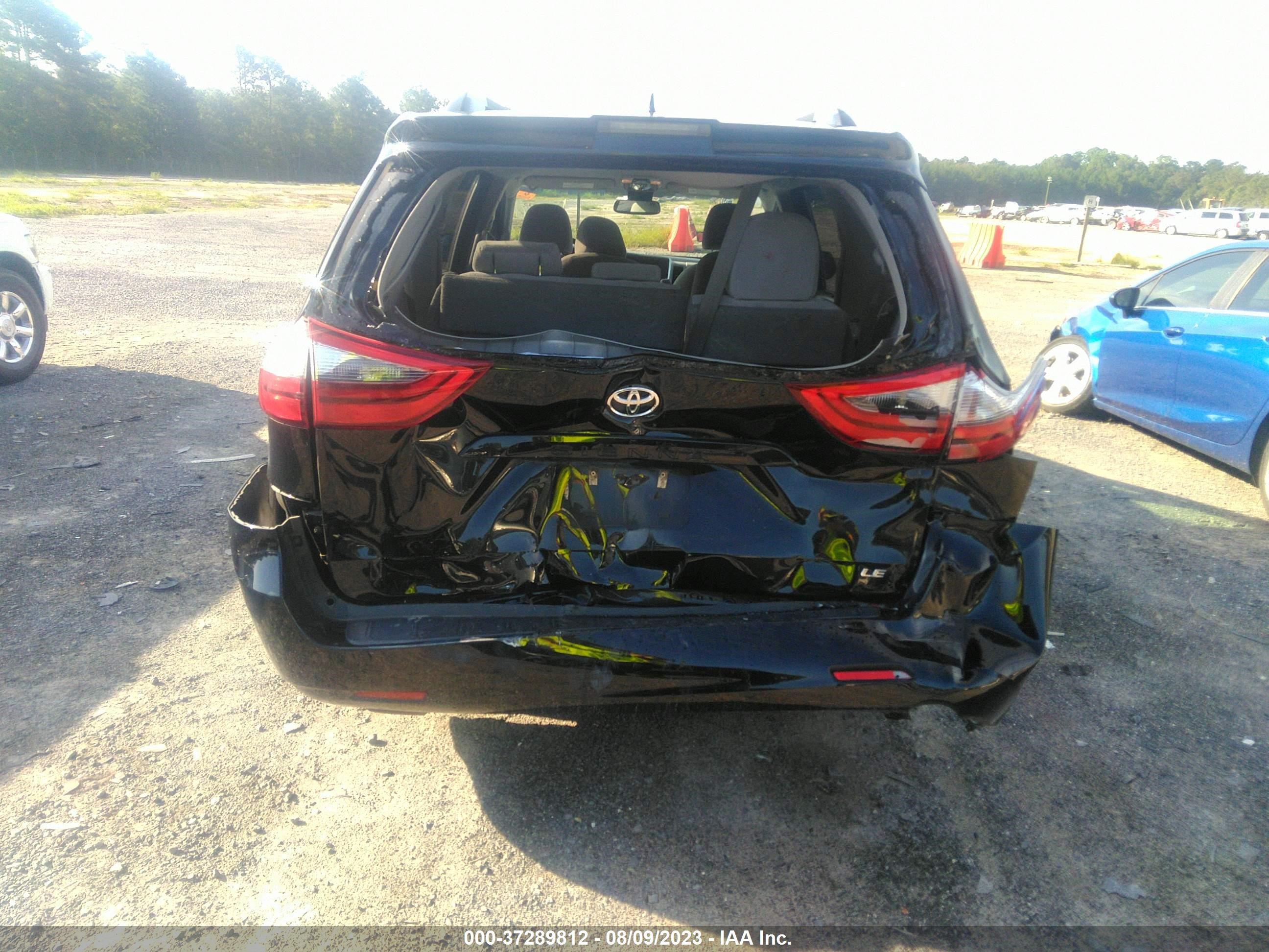 Photo 16 VIN: 5TDKZ3DC5LS064718 - TOYOTA SIENNA 