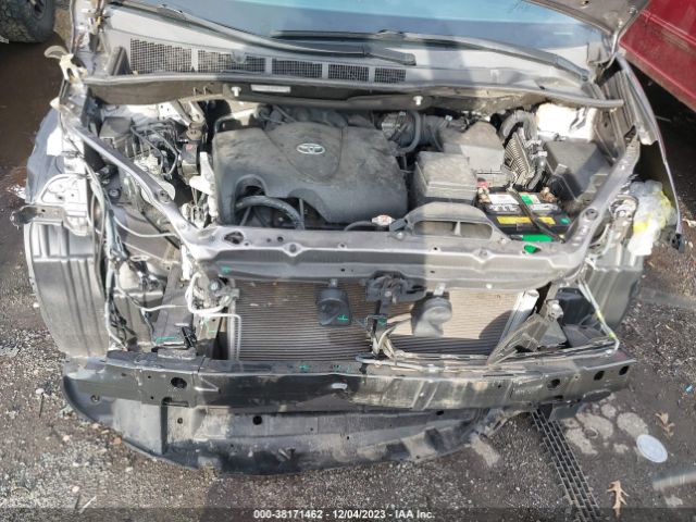 Photo 9 VIN: 5TDKZ3DC6HS769860 - TOYOTA SIENNA 