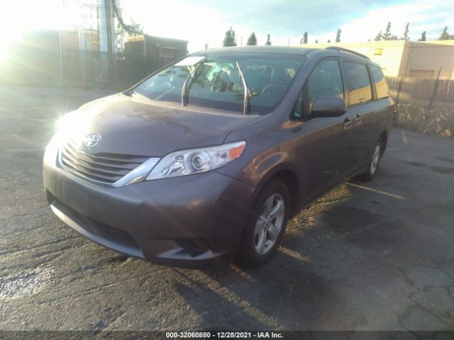 Photo 1 VIN: 5TDKZ3DC6HS778901 - TOYOTA SIENNA 