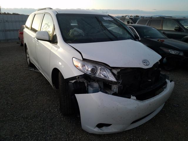 Photo 0 VIN: 5TDKZ3DC6HS829443 - TOYOTA SIENNA LE 