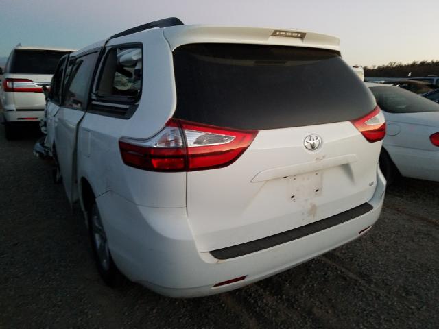 Photo 2 VIN: 5TDKZ3DC6HS829443 - TOYOTA SIENNA LE 