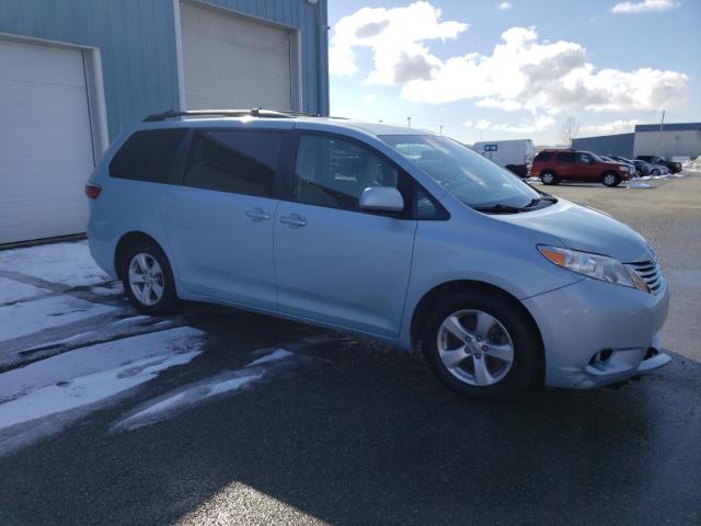 Photo 3 VIN: 5TDKZ3DC6HS838479 - TOYOTA SIENNA LE 