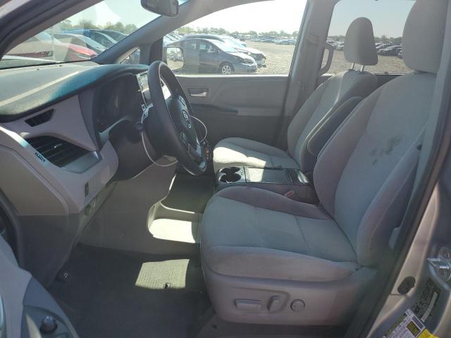 Photo 6 VIN: 5TDKZ3DC6HS857470 - TOYOTA SIENNA LE 