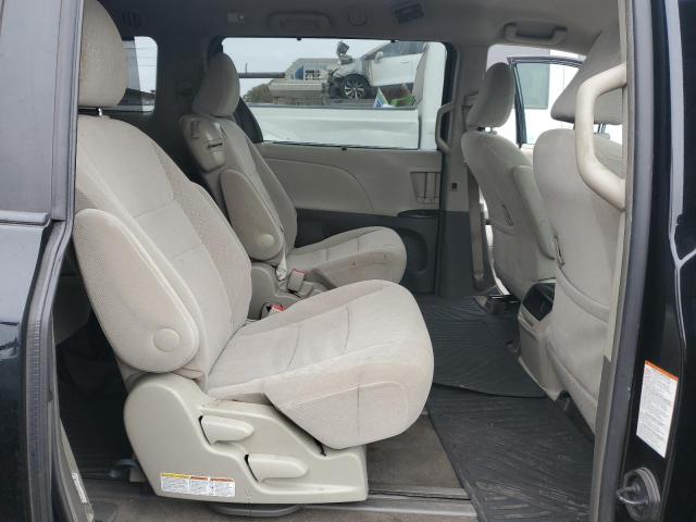 Photo 10 VIN: 5TDKZ3DC6HS861969 - TOYOTA SIENNA LE 