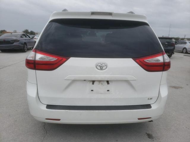 Photo 5 VIN: 5TDKZ3DC6JS906141 - TOYOTA SIENNA LE 